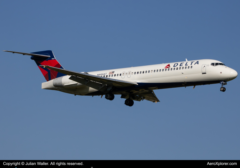 Photo of N899AT - Delta Airlines Boeing 717-200 at CLT on AeroXplorer Aviation Database