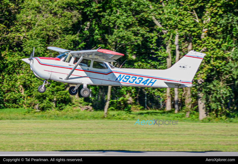 Photo of N9334H - PRIVATE Cessna 172 at CGS on AeroXplorer Aviation Database