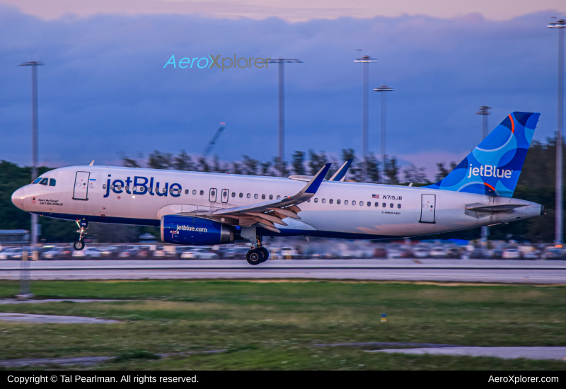 Photo of N715JB - JetBlue Airways Airbus A320 at PBI on AeroXplorer Aviation Database