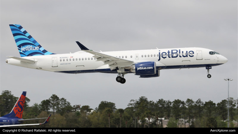 Photo of N3008J - JetBlue Airways Airbus A220-300 at DAB on AeroXplorer Aviation Database