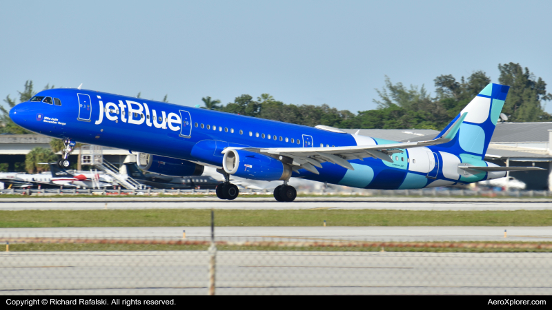 Photo of N986JB - JetBlue Airways Airbus A321-200 at FLL on AeroXplorer Aviation Database
