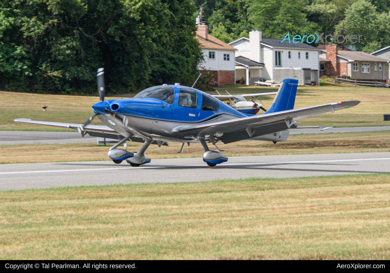 Photo of N2225 - PRIVATE Cirrus SR-22 at VKX on AeroXplorer Aviation Database