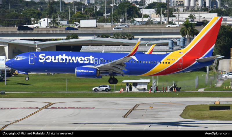 Photo of N8316H - Southwest Airlines Boeing 737-800 at FLL on AeroXplorer Aviation Database