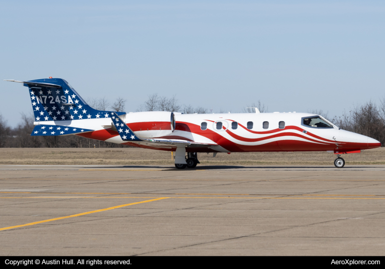 Photo of N724SA - PRIVATE Learjet 75 at AGC on AeroXplorer Aviation Database