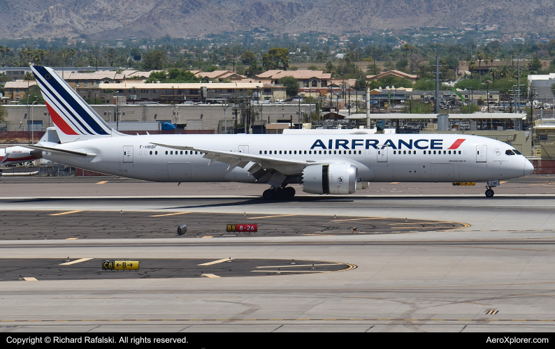 Photo of F-HRBF - Air France Boeing 787-9 at PHX on AeroXplorer Aviation Database