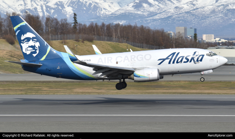 Photo of N627AS - Alaska Air Cargo Boeing 737-700C at ANC on AeroXplorer Aviation Database