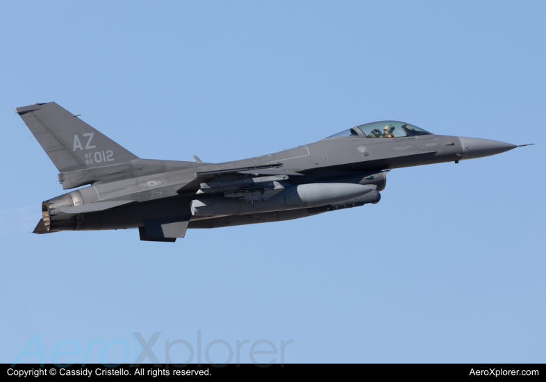 Photo of 89-2012 - USAF - United States Air Force General Dynamics F-16 Fighting Falcon at TUS on AeroXplorer Aviation Database