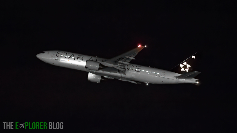 Photo of HL7732 - Asiana Airlines Boeing 777-200ER at SIN on AeroXplorer Aviation Database