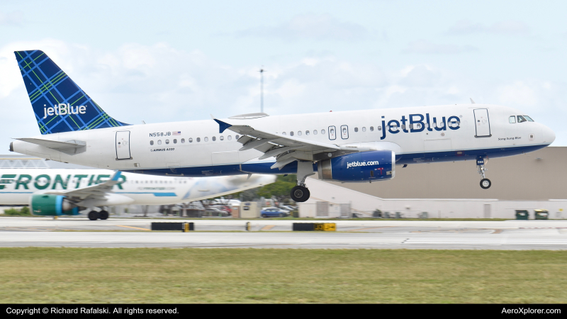 Photo of N558JB - JetBlue Airways Airbus A320 at FLL on AeroXplorer Aviation Database