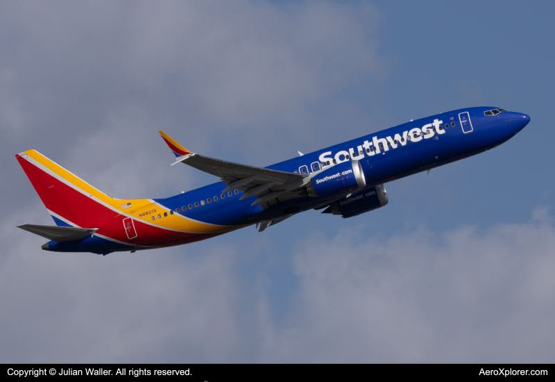 Photo of N8821S - Southwest Airlines Boeing 737 MAX 8 at TPA on AeroXplorer Aviation Database