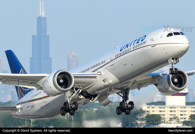 Photo of N16009 - United Airlines Boeing 787-10 at ORD on AeroXplorer Aviation Database