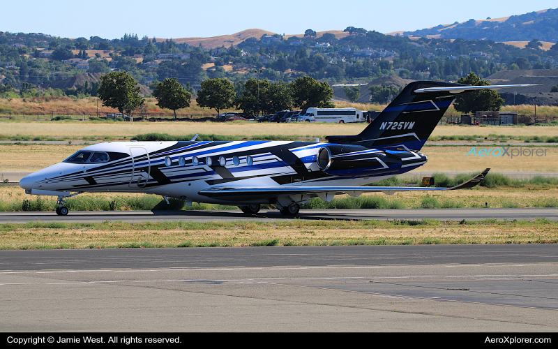 Photo of N725VM - Thrive Aviation Cessna Citation Longitude at LVK on AeroXplorer Aviation Database