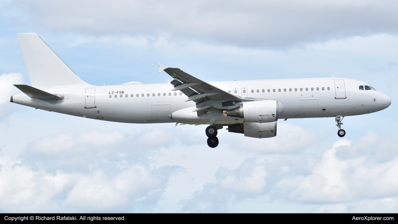 Photo of LZ-FSB - Fly2Sky Airbus A320 at MIA on AeroXplorer Aviation Database