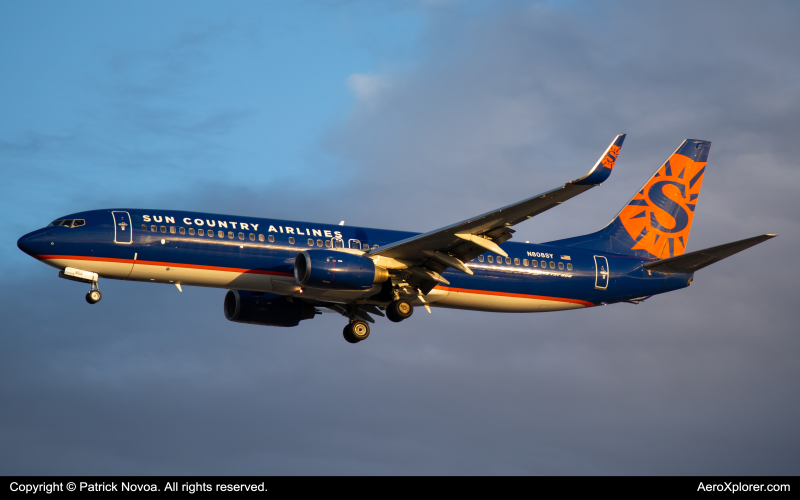 Photo of N808SY - Sun Country Airlines Boeing 737-800 at MCO on AeroXplorer Aviation Database