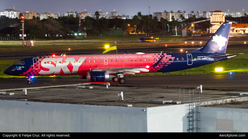 Photo of PR-AUQ - Azul  Embraer E195 at SSA on AeroXplorer Aviation Database