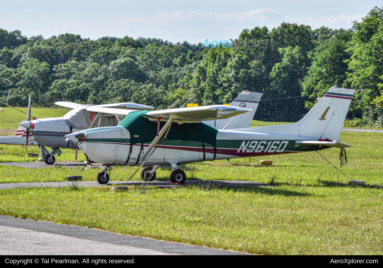 Photo of N9616Q - PRIVATE Cessna 172 at 2W2 on AeroXplorer Aviation Database