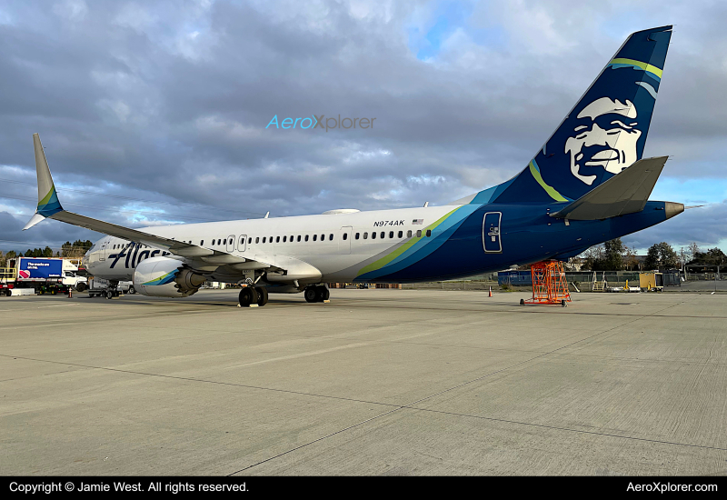 Photo of N974AK - Alaska Airlines Boeing 737 MAX 9 at SJC on AeroXplorer Aviation Database
