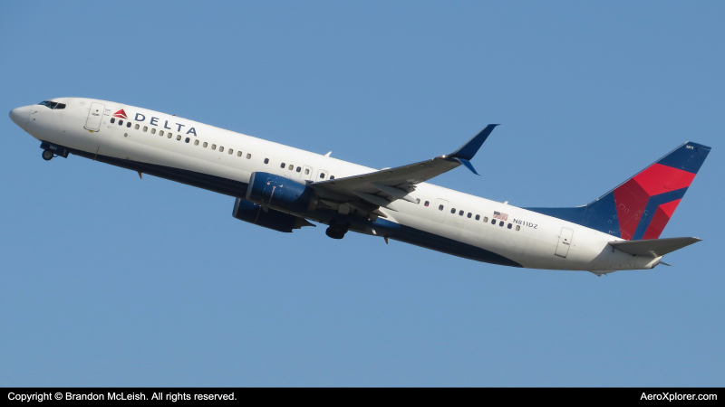 Photo of N811DZ - Delta Airlines Boeing 737-900ER at DAB on AeroXplorer Aviation Database