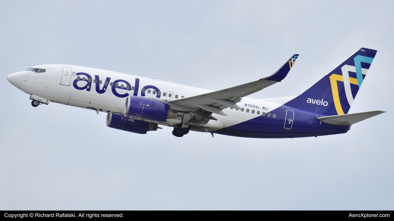 Photo of N703VL - Avelo Airlines Boeing 737-700 at FLL on AeroXplorer Aviation Database