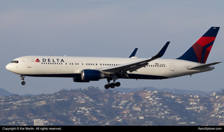 Photo of N1603 - Delta Airlines Boeing 767-300ER at LAX on AeroXplorer Aviation Database