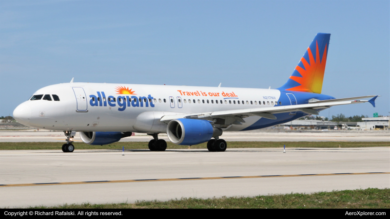 Photo of N217NV - Allegiant Air Airbus A320 at FLL on AeroXplorer Aviation Database