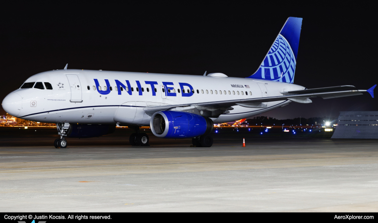 Photo of N806UA - United Airlines Airbus A319 at TPA on AeroXplorer Aviation Database