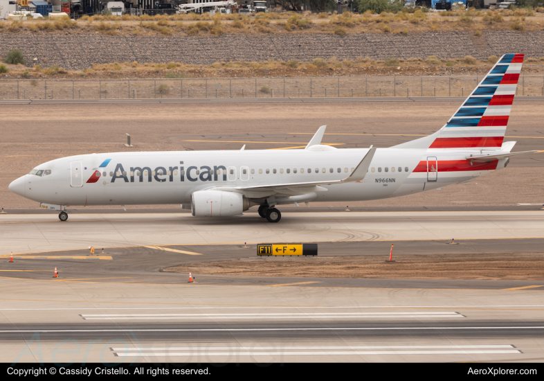 Photo of N966NN - American Airlines Boeing 737-800 at PHX on AeroXplorer Aviation Database