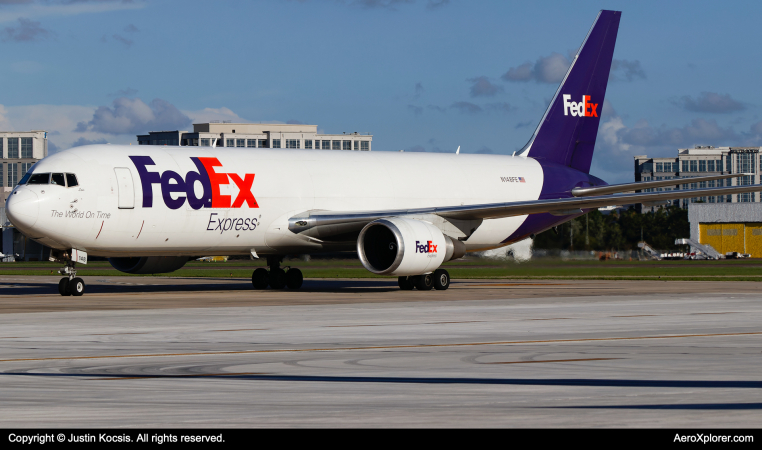Photo of N148FE - FedEx Boeing 767-300F at TPA on AeroXplorer Aviation Database