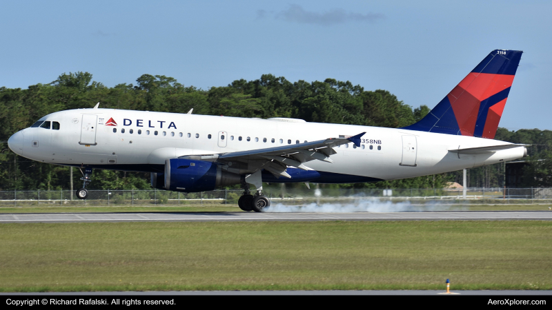 Photo of N358NB - Delta Airlines Airbus A319 at DAB on AeroXplorer Aviation Database