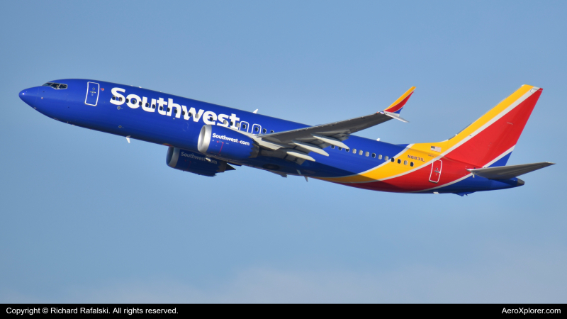 Photo of N8831L - Southwest Airlines Boeing 737 MAX 8 at PHX on AeroXplorer Aviation Database