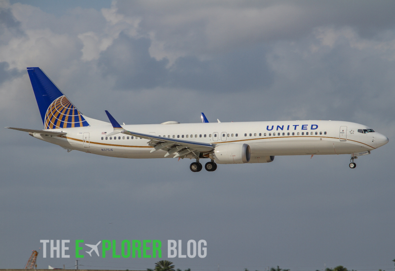 Photo of N37516 - United Airlines Boeing 737 MAX 9 at FLL on AeroXplorer Aviation Database