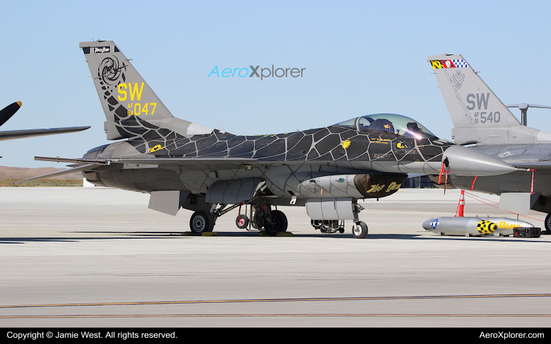 Photo of 94-0047 - USAF - United States Air Force General Dynamics F-16 Fighting Falcon at SUU on AeroXplorer Aviation Database