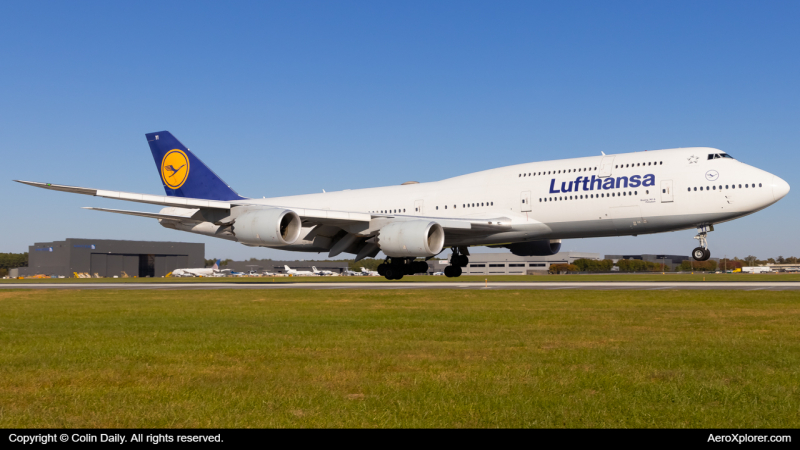 Photo of D-ABYI - Lufthansa Boeing 747-8i at IAD on AeroXplorer Aviation Database