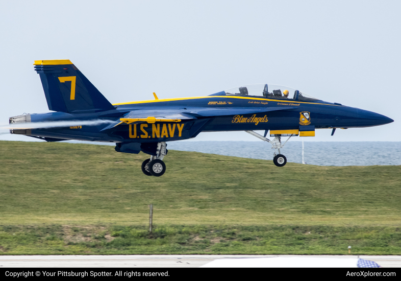 Photo of 165673 - USN - United States Navy Boeing F/A-18E/F Super Hornet at BKL on AeroXplorer Aviation Database