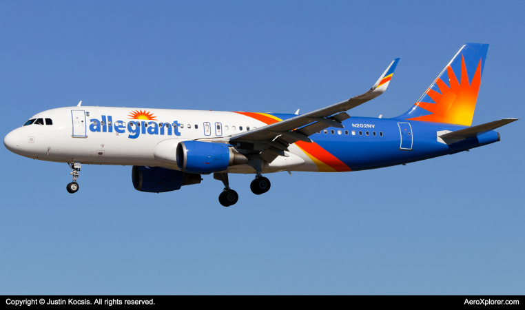 Photo of N202NV - Allegiant Air Airbus A320 at SRQ on AeroXplorer Aviation Database