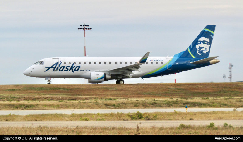 Photo of N633QX - Alaska Airlines Embraer E175 at YYC on AeroXplorer Aviation Database