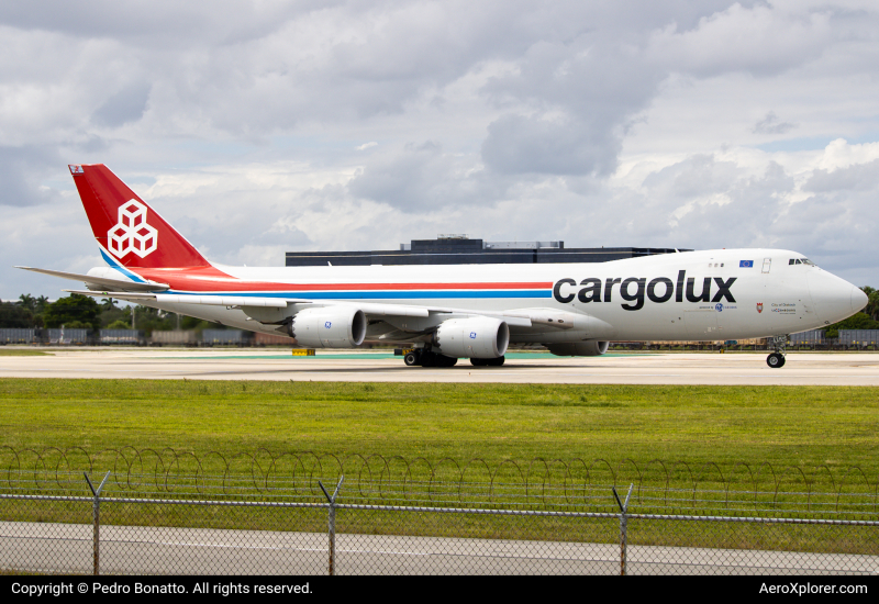 Photo of LX-VCG - CargoLux Boeing 747-8R7F at MIA on AeroXplorer Aviation Database