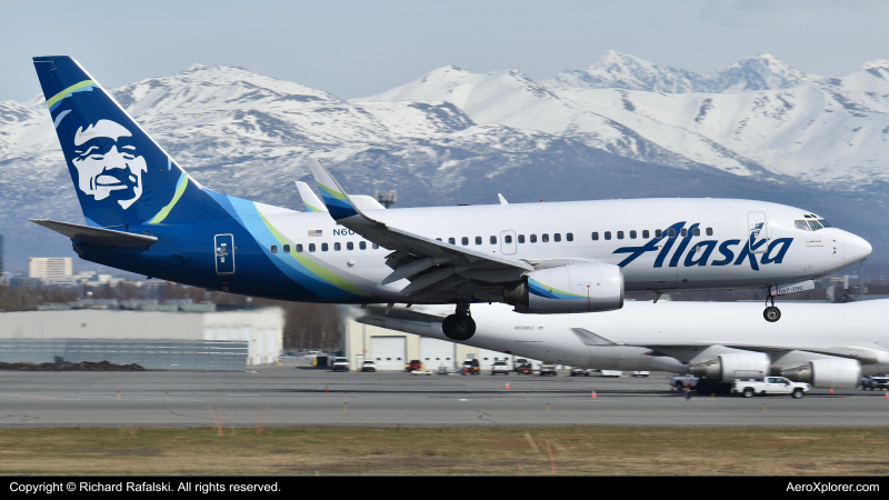 Photo of N607AS - Alaska Airlines Boeing 737-700 at ANC on AeroXplorer Aviation Database