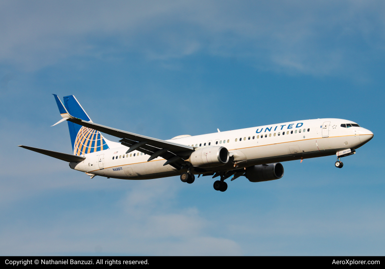 Photo of N68811 - United Airlines Boeing 737-900 at YYZ on AeroXplorer Aviation Database