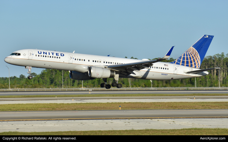 Photo of N14107 - United Airlines Boeing 757-200 at MCO on AeroXplorer Aviation Database