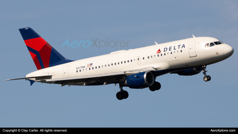Photo of N371NB - Delta Airlines Airbus A319 at DCA on AeroXplorer Aviation Database