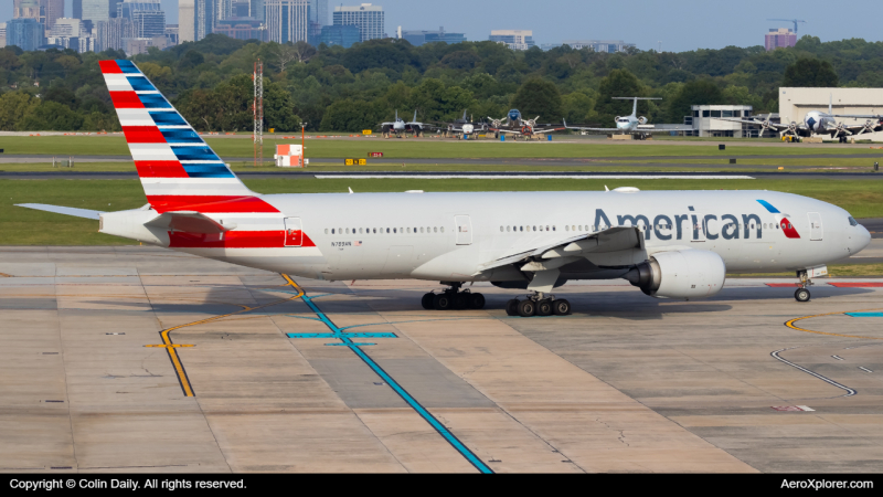 Photo of N789AN - American Airlines Boeing 777-200ER at CLT on AeroXplorer Aviation Database