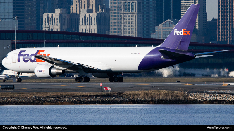 Photo of N139FE - FedEx Boeing 767-300F at BOS on AeroXplorer Aviation Database