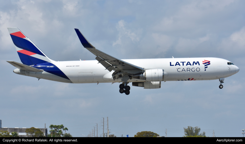 Photo of PR-ABD - LATAM Cargo Boeing 767-300F at MIA on AeroXplorer Aviation Database