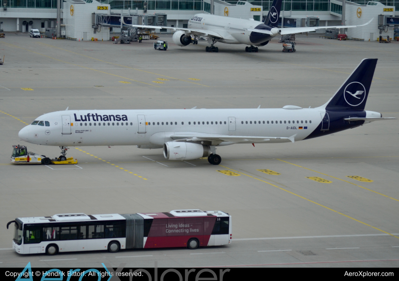 Photo of D-AIDL - Lufthansa Airbus A321-200 at MUC on AeroXplorer Aviation Database