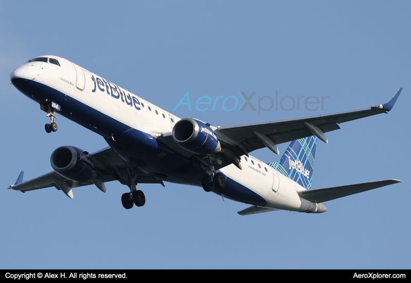Photo of N284JB - JetBlue Airways Embraer E190 at BOS on AeroXplorer Aviation Database