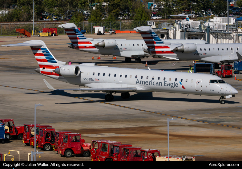 Photo of N537EA - American Eagle Mitsubishi CRJ-700 at CLT on AeroXplorer Aviation Database