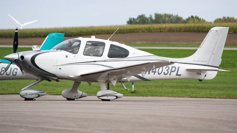 Photo of N403PL - PRIVATE Cirrus SR-22 at GDB on AeroXplorer Aviation Database