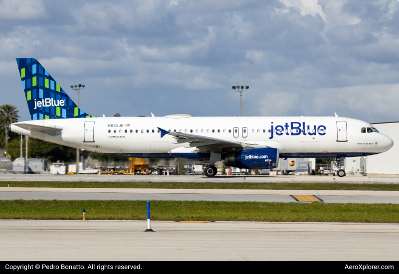 Photo of N662JB - JetBlue Airways Airbus A320 at FLL on AeroXplorer Aviation Database