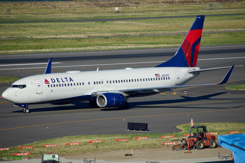 Photo of N3731T - Delta Airlines Boeing 737-800 at PDX on AeroXplorer Aviation Database